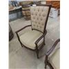 Image 3 : 2 Matching  Occasional Chairs
