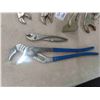 Image 2 : 7 Vice Grips + Westward S10-18 Channel Pliers