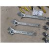 Image 2 : 8 Crescent Wrenches + 5 Cutters