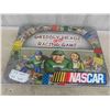 Image 1 : NASCAR Griddly Heads Racing Game