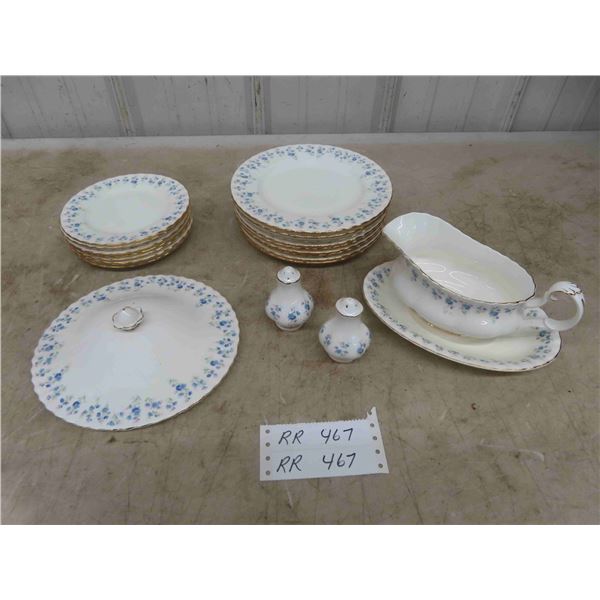 23 pcs Royal Albert Memory Lane Bone China