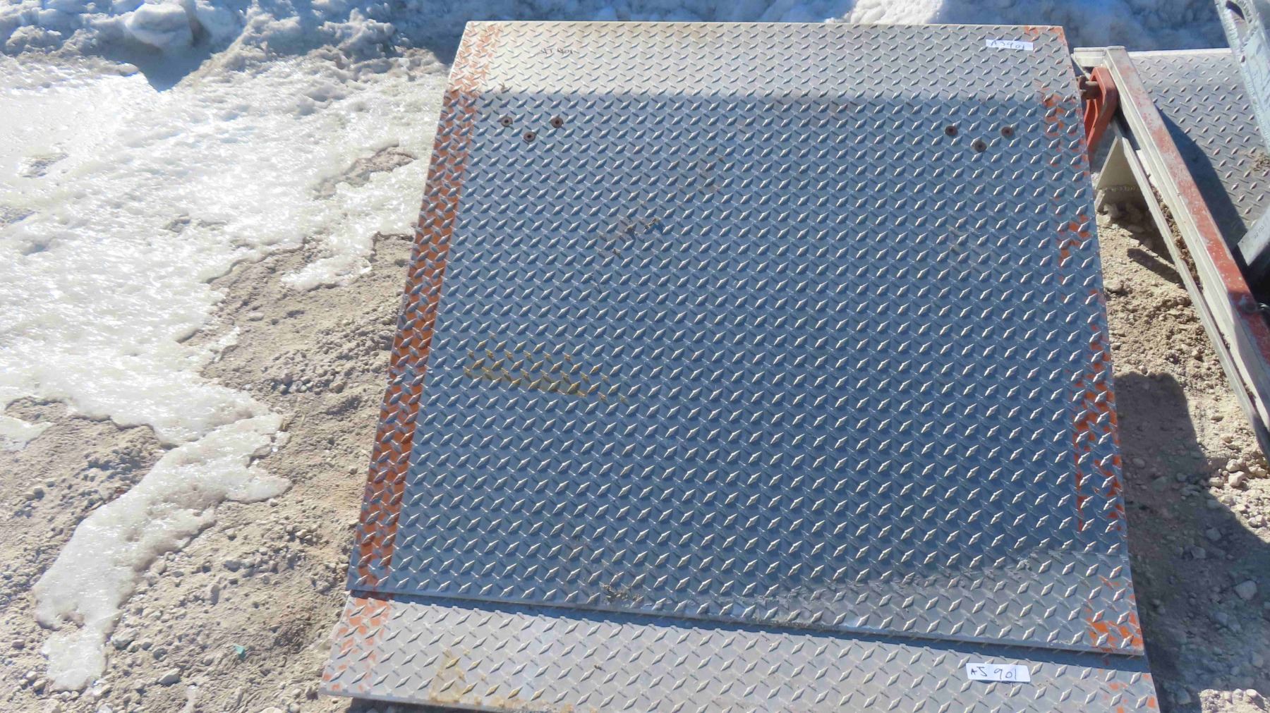 Cheque Plate Ramp Pair of Checker Plate Leading Ramps 10