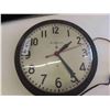 Image 2 : GE Clock 13" Wide