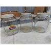 Image 2 : 9 Pantry Jars with Lids - 1 lid missing