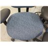 Image 2 : Qty 4 Rolling Office Armchairs