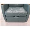 Image 8 : Reclining Padded Armchair w/ Pull Out Bed