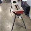 Image 4 : MILWAUKEE FOLDING MITRE SAW STAND