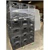 Image 1 : 18 BLACK MILK CRATES