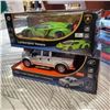 Image 1 : 2 NEW RC VEHICLES LAMBORGHINI AND FORD F150