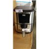 Image 1 : BELLA PRO 4QT TOUCHSCREEN AIR FRYER - TESTED WORKING