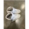 Image 2 : JEREMY SCOTT WINGED ADIDAS SNEAKERS SIZE 9.5