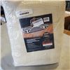 Image 1 : NEW GORILLA GRIP 10X14FT ULTRA STRONG RUG HOLD MATT