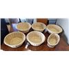 Image 1 : 6 NEW ROUND WICKER BASKETS