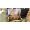 Image 3 : VINTAGE STORAGE TRUNK
