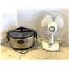 Image 4 : TABLE FAN, SLOW COOKER, AND TOASTER