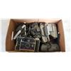 Image 1 : BOX OF VINTAGE POLAROID CAMERAS
