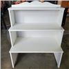 Image 2 : WHITE 3 TIER BOOKSHELF