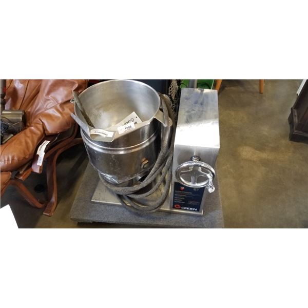 COMMERCIAL GROEN STEAM JACKETED KETTLE, MODEL TDBC