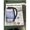 Image 1 : HAMILTON BEACH 1.7L GLASS KETTLE - TESTED WORKING, RETAIL $59