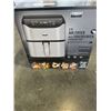 Image 1 : BELLA PRO 6QT TOUCH AIR FRYER - TESTED WORKING, RETAIL $219