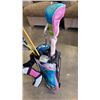 Image 2 : JUNIOR GOLF BAG W/ CLUBS