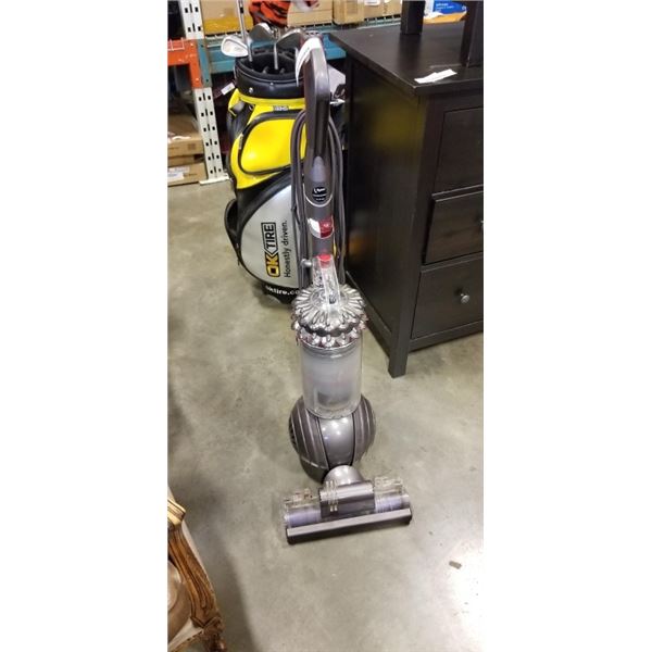 DYSON DC77 UPRIGHT VACUUM - LOW SUCTION, NEEDS CLEANING