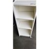 Image 2 : WHITE 42 INCH BOOKSHELF