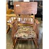 Image 1 : ANTIQUE OAK ROCKING CHAIR