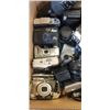 Image 2 : BOX OF ASSORTED 35MM CAMERAS