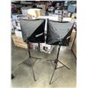 Image 6 : SET OF 4 NEEWER CAMERA LIGHT SHADES