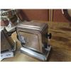 Image 2 : 2 Drop Side Toasters 