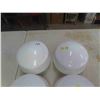 Image 2 : 4 Glass Lamp Shades
