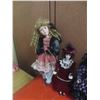 Image 4 : 5 Porcelain Dolls in Victorian Outfits with Stands 17'' up to 24''