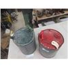 Image 2 : 2 Galvanized Gas Cans