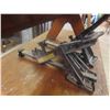 Image 3 : 2 Auto Screw Jacks
