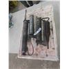 Image 1 : 4 Grease Guns