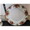 Image 5 : Vintage Royal Albert bone china “Country Rose” Set of 4 dinner plates & mugs.