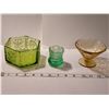 Image 3 : Depression glass fruit nappe, green candy dish & small uranium glass