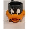 Image 2 : 1992 Warner Bros. Daffy Duck mug.