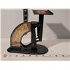 Image 3 : Vintage scales. Balancing & Wa-di-co postal penny weight scale.