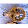 Image 3 : vintage 11" cast well pulley and cast pulley