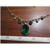 Image 2 : Vintage green rhinestone clip on earrings and necklace