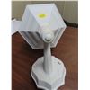 Image 3 : 1-light white LED outdoor wall lantern