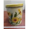 Image 1 : Vintage 1950's kitchen canister with yellow flowers ( 6.5" tall)