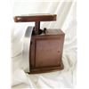 Image 4 : Vintage Canada postal scale