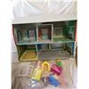 Image 1 : Vintage Mark Child house with accessories
