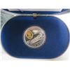 Image 2 : Canadian (1999) De Havilland $20 coin - .925 silver, 24 karat gold oval cameo, new