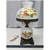 Image 1 : Beautiful glass floral table lamp, w/ metal accents and glass shade