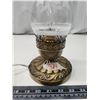 Image 3 : Metal, electric "oil lamp" style lamp, w/ chimney