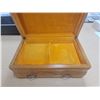 Image 2 : wooden jewelry box